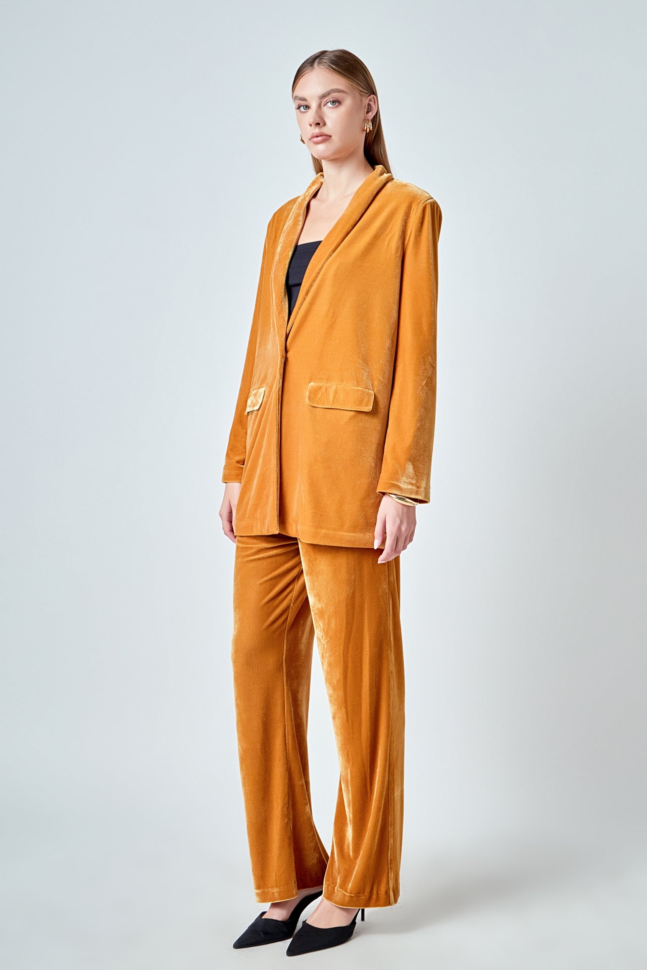 ENDLESS ROSE - Velvet Loose Fit Blazer - BLAZERS available at Objectrare