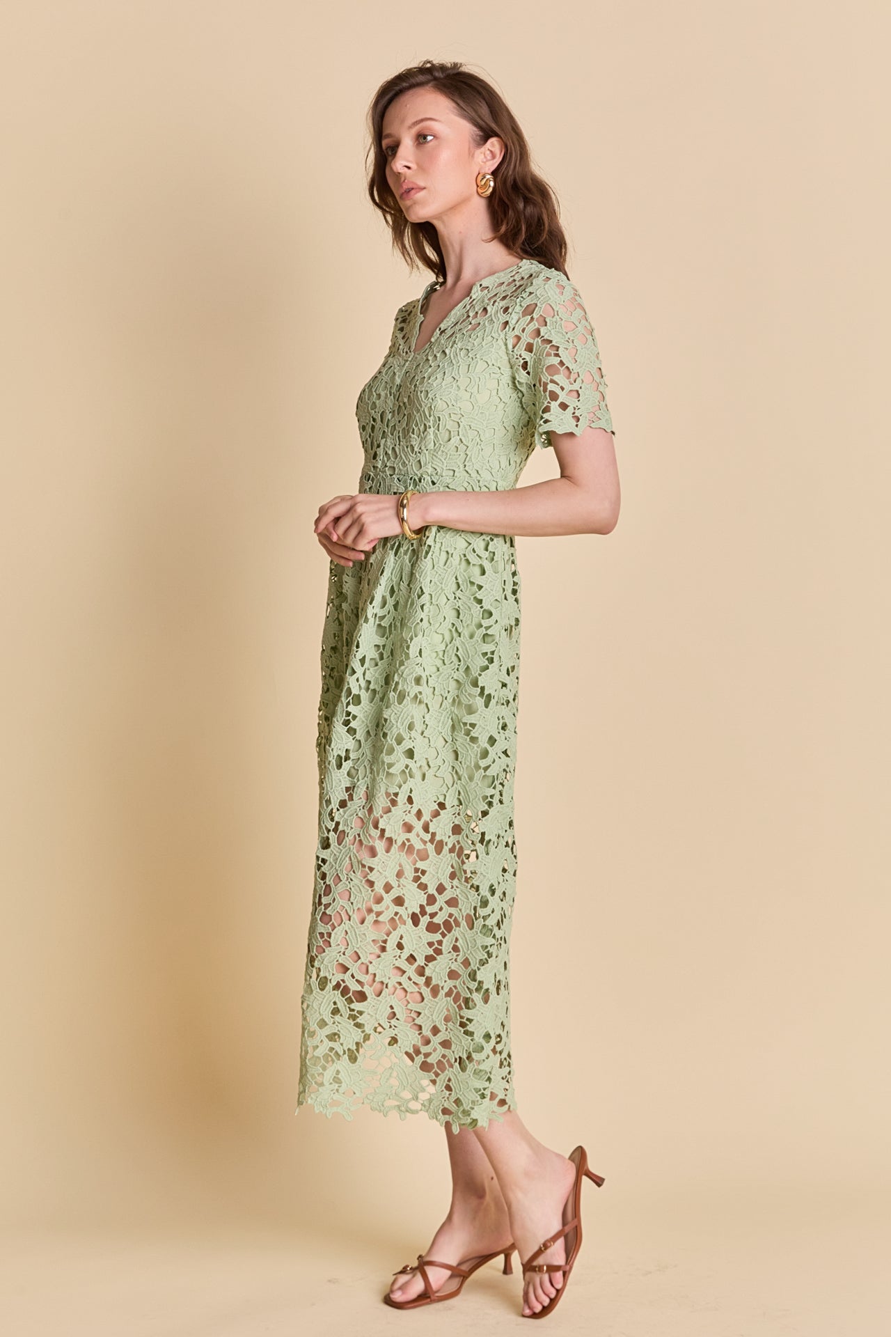 All Over Lace Short Sleeves Midi Dress