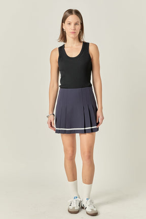 Pleated Contrast Mid Rise Skorts