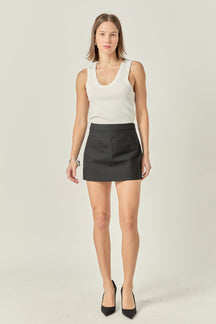 Front Welt Pockets Skort