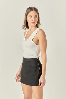 Front Welt Pockets Skort