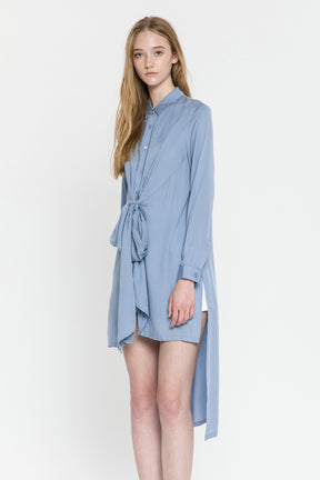 Long Flowing Shirt With Bow