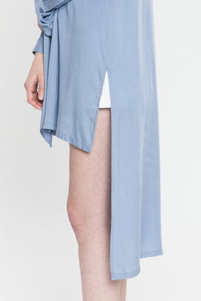 Long Flowing Shirt With Bow