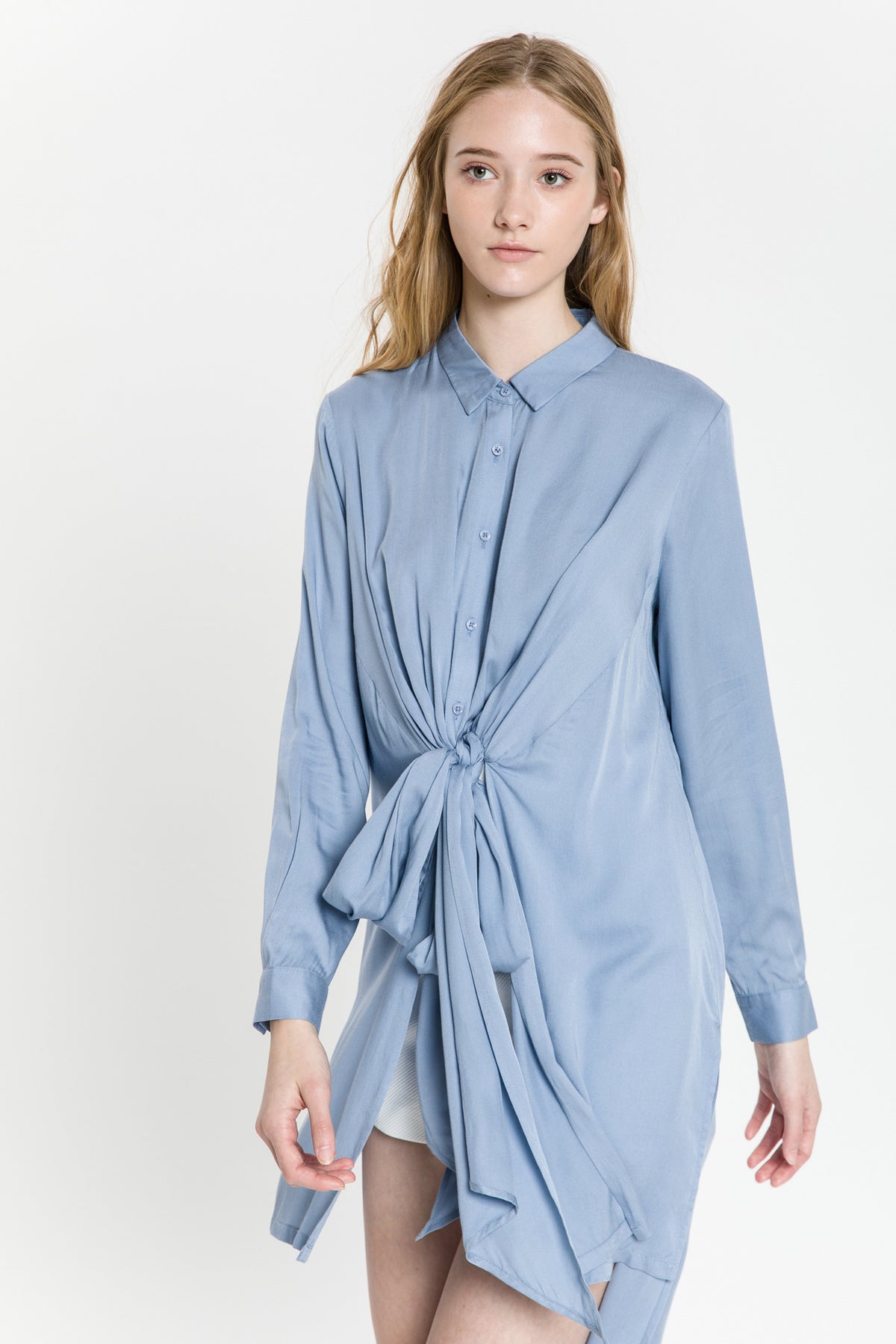 Long Flowing Shirt With Bow