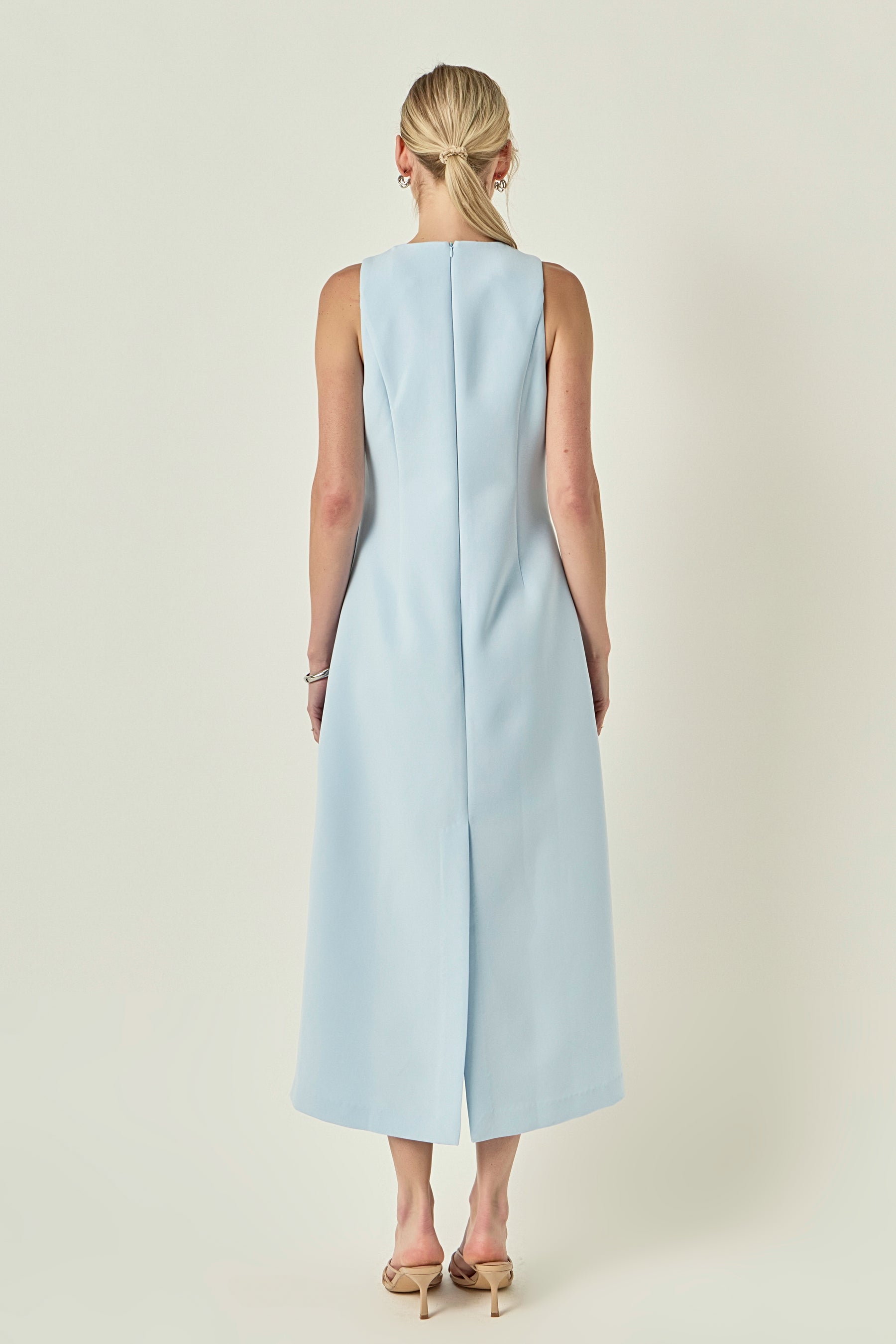 Bow Detailed Sleeveless Midi Dress