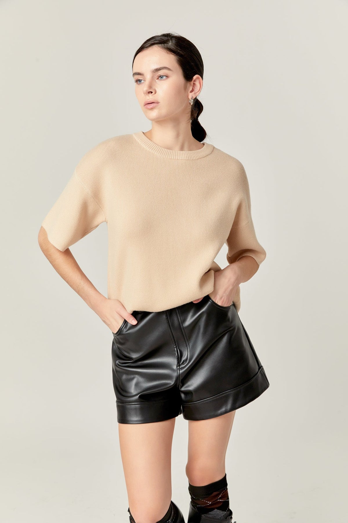 Collar Knit Half Sleeves Top