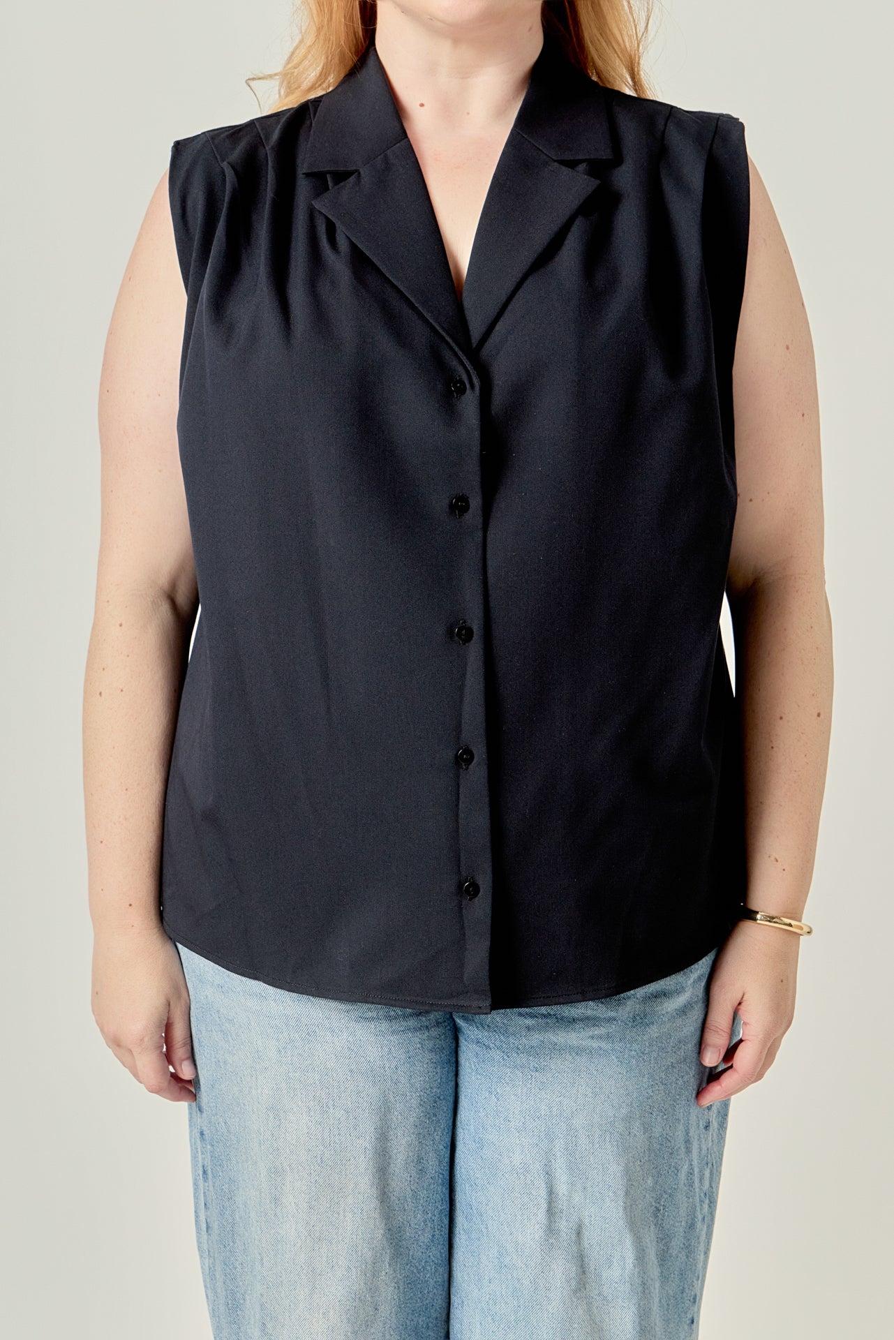 Plus Size Pleated Sleeveless shirt top
