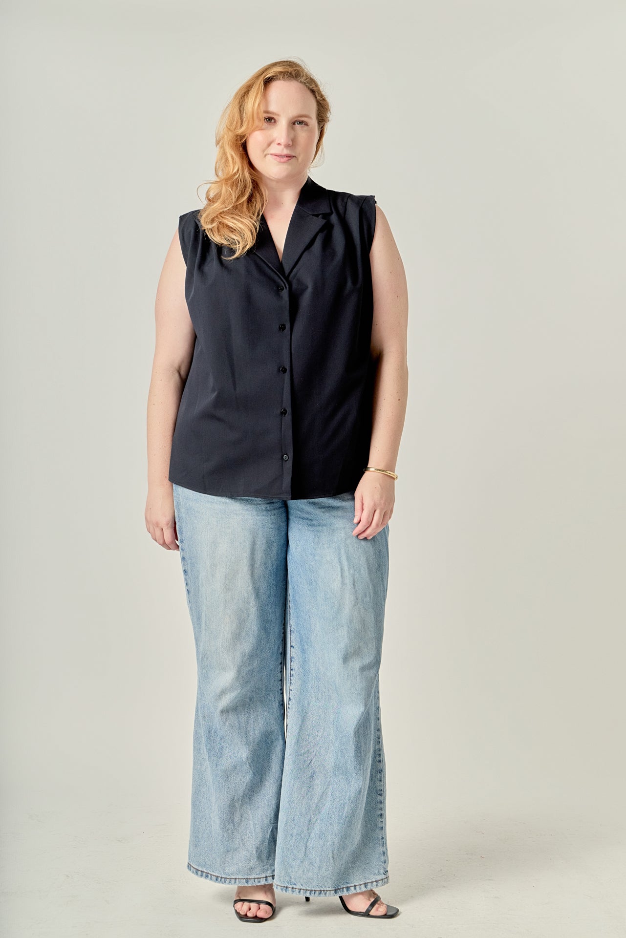 Plus Size Pleated Sleeveless shirt top