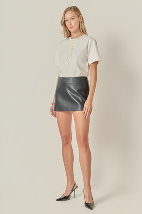 ENGLISH FACTORY - Pearl-Embellished Bow T-Shirt - TOPS available at Objectrare