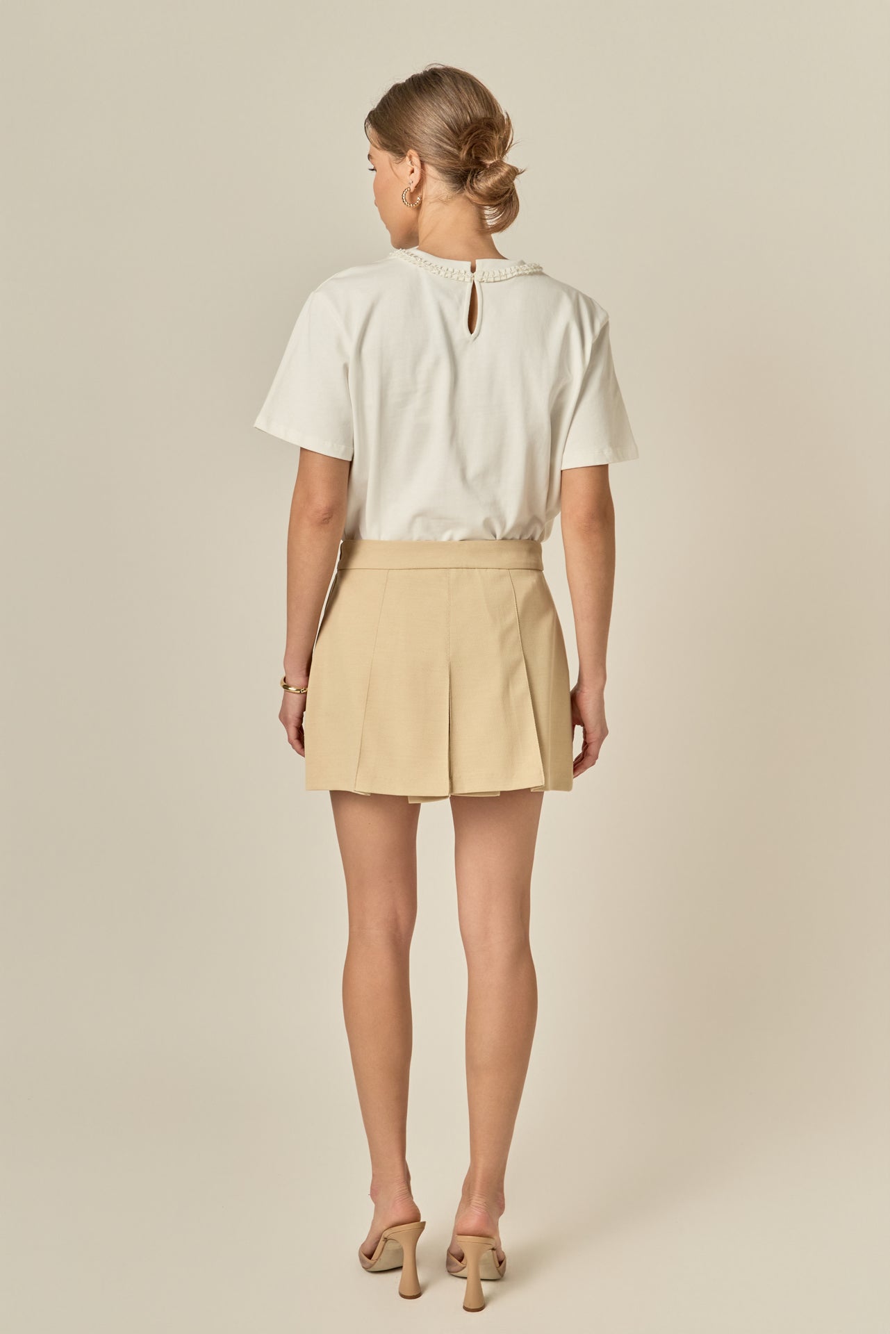 ENGLISH FACTORY - Pearl-Embellished Bow T-Shirt - TOPS available at Objectrare