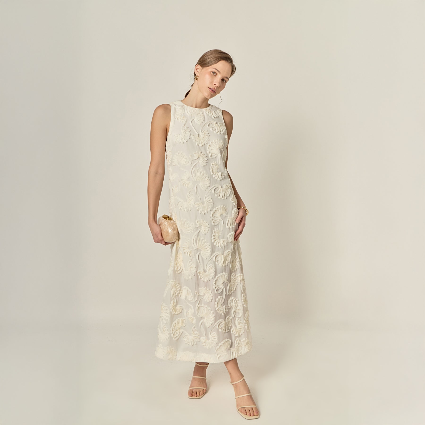 English Factory - Textured Floral Sleeveless Midi Dress CREAM / S English Factory - Textured Floral Sleeveless Midi Dress CREAM / S