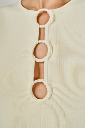 Ring Detailed Flare Knit Top