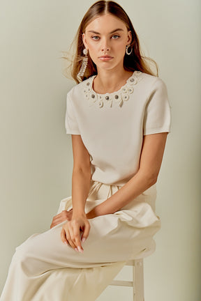 Floral Detail Short Sleeve Sweater