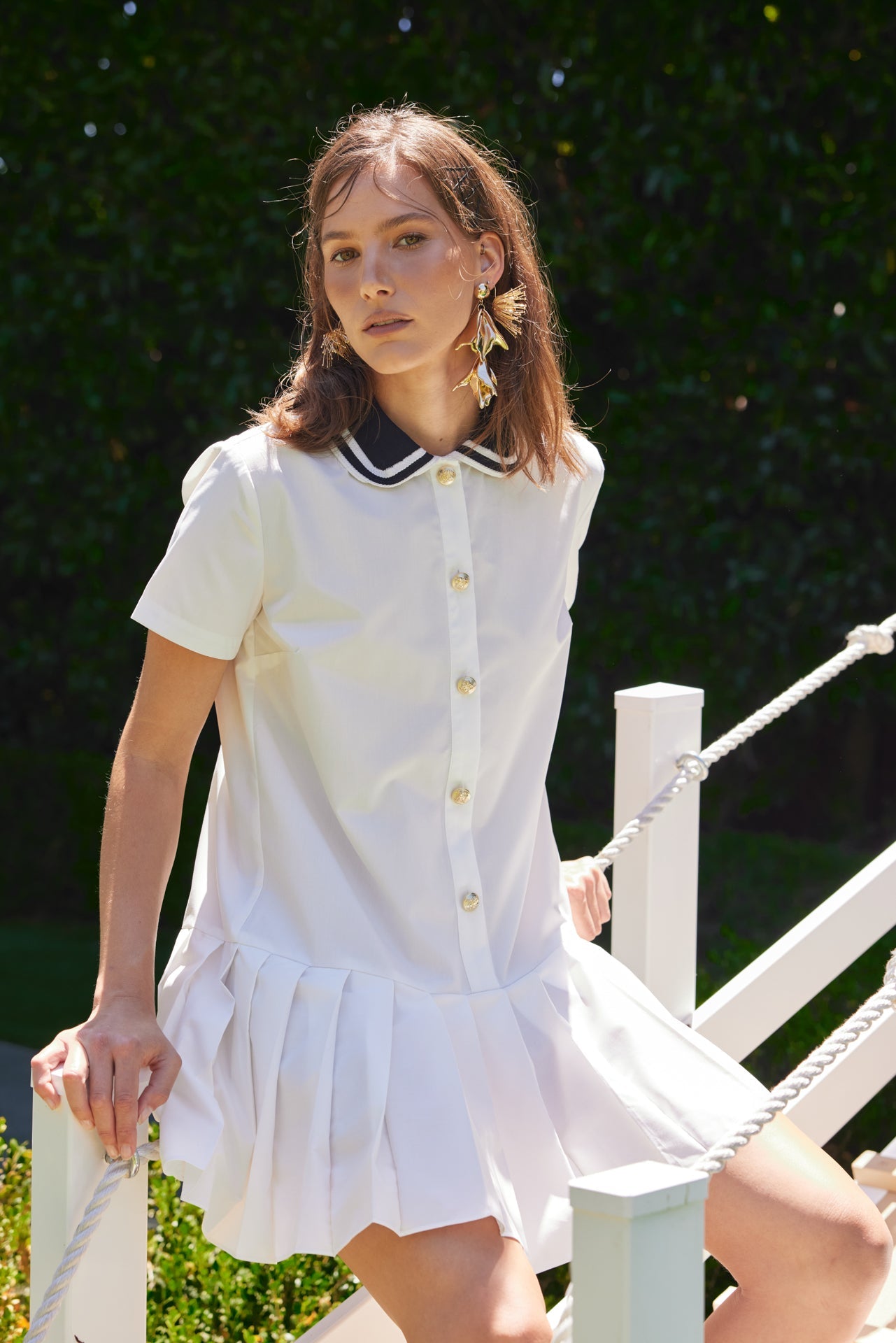 Contrast Collar Pleated Mini Dress