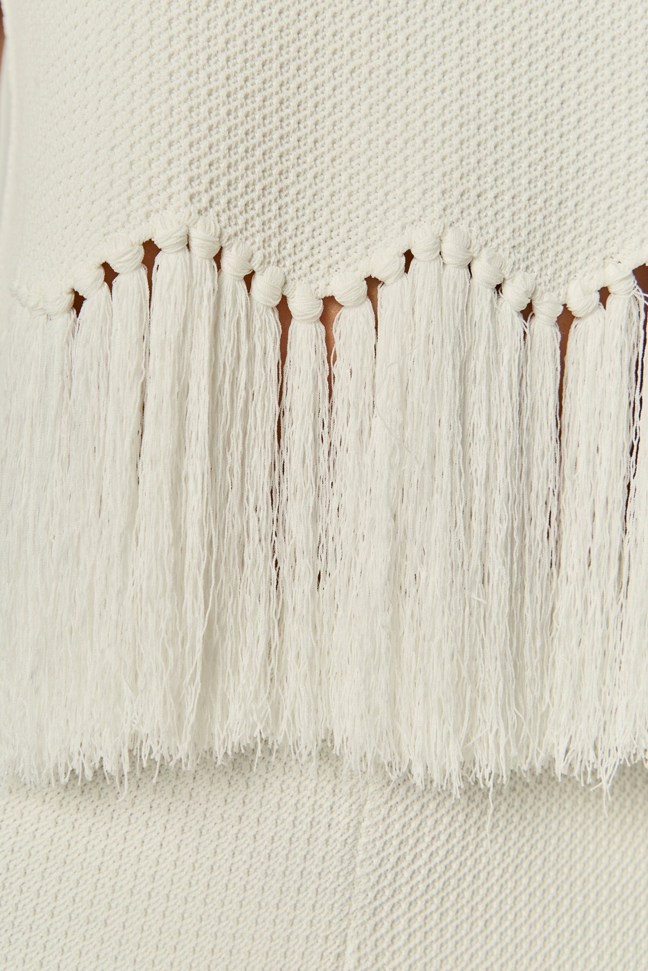 Fringe Detail Sleeveless Knit Top