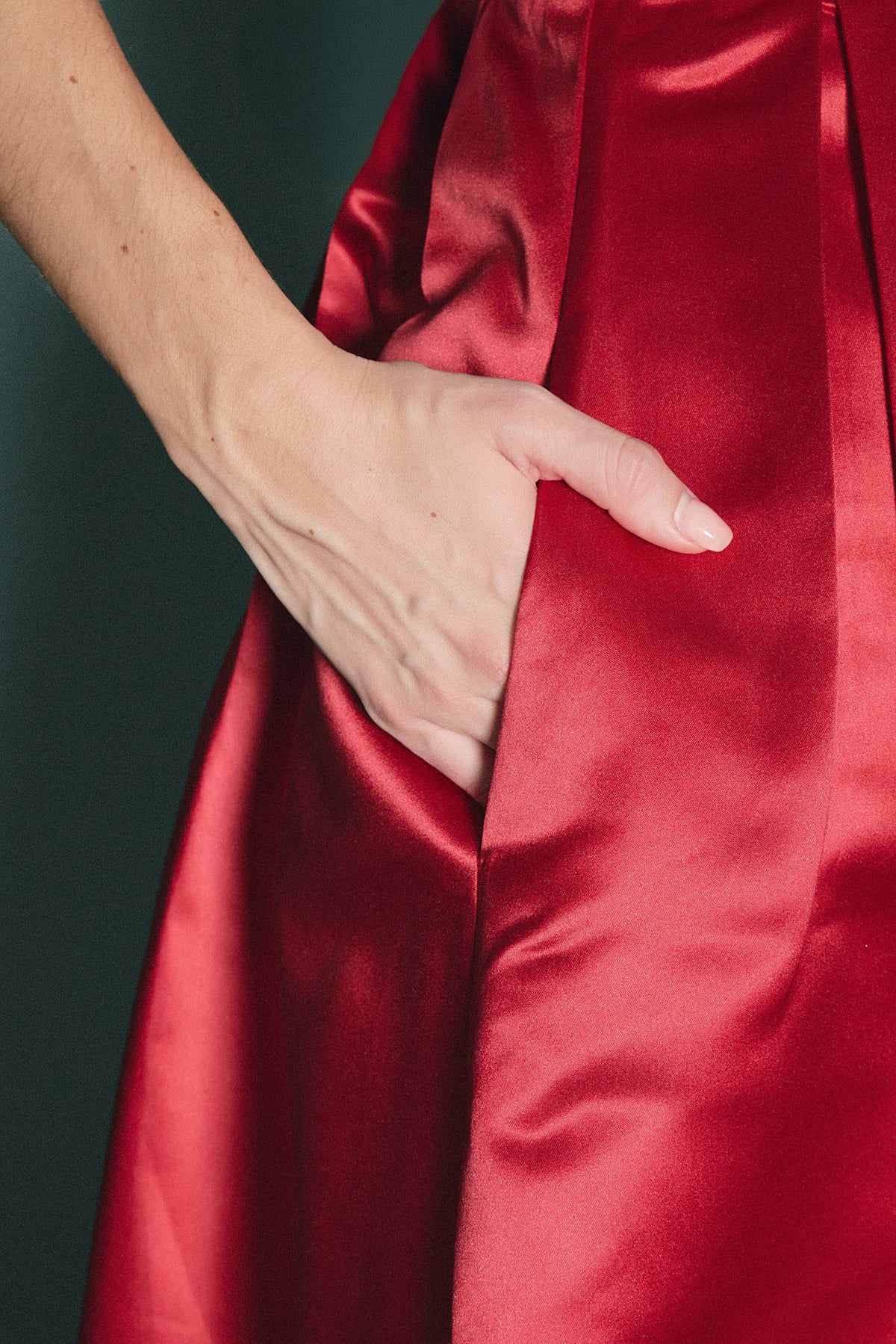 ENGLISH FACTORY - Sleeveless Flared Midi Dress - DRESSES available at Objectrare