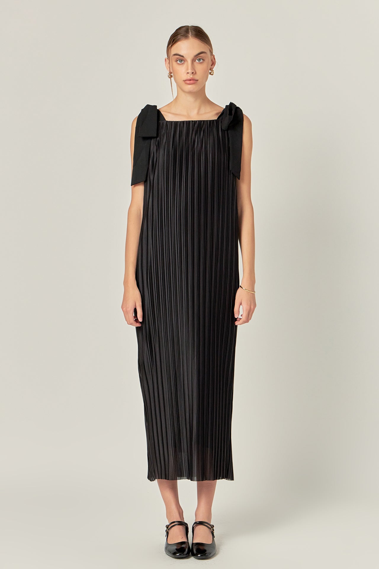 ENGLISH FACTORY - English Factory - Bow Detailed Pleated Maxi Dress - DRESSES available at Objectrare