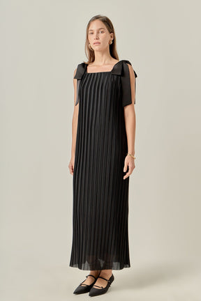 ENGLISH FACTORY - Bow Detailed Pleated Maxi Dress - DRESSES available at Objectrare