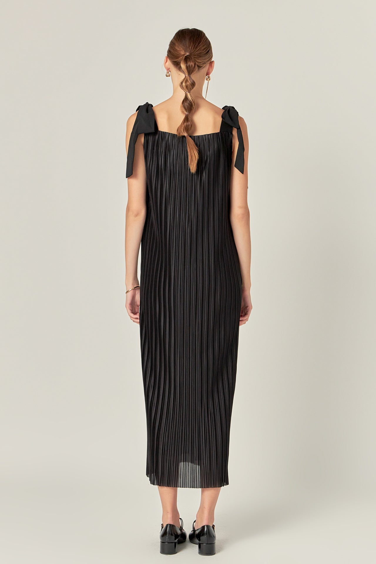 ENGLISH FACTORY - English Factory - Bow Detailed Pleated Maxi Dress - DRESSES available at Objectrare