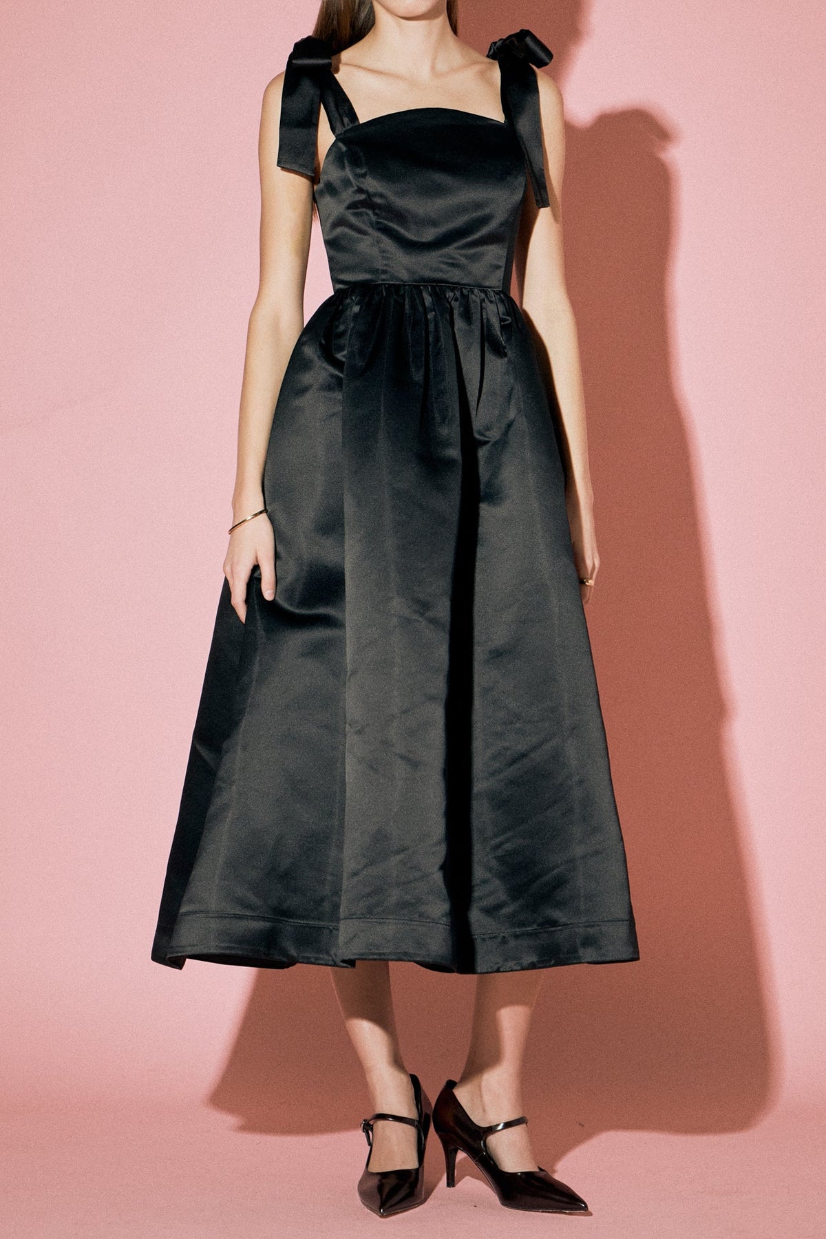 ENGLISH FACTORY - Bow Pointed Midi Dress - DRESSES available at Objectrare