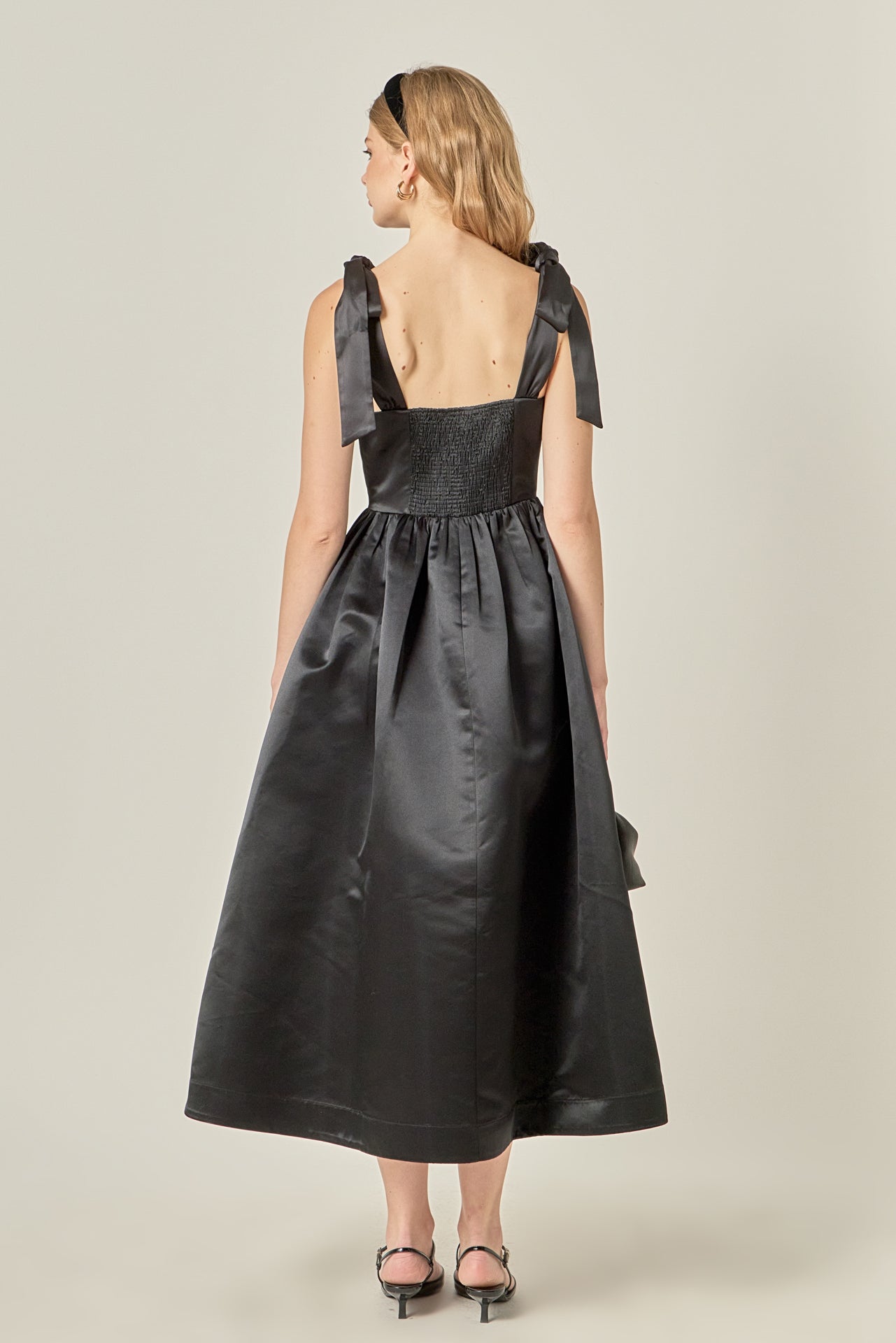 ENGLISH FACTORY - Bow Pointed Midi Dress - DRESSES available at Objectrare