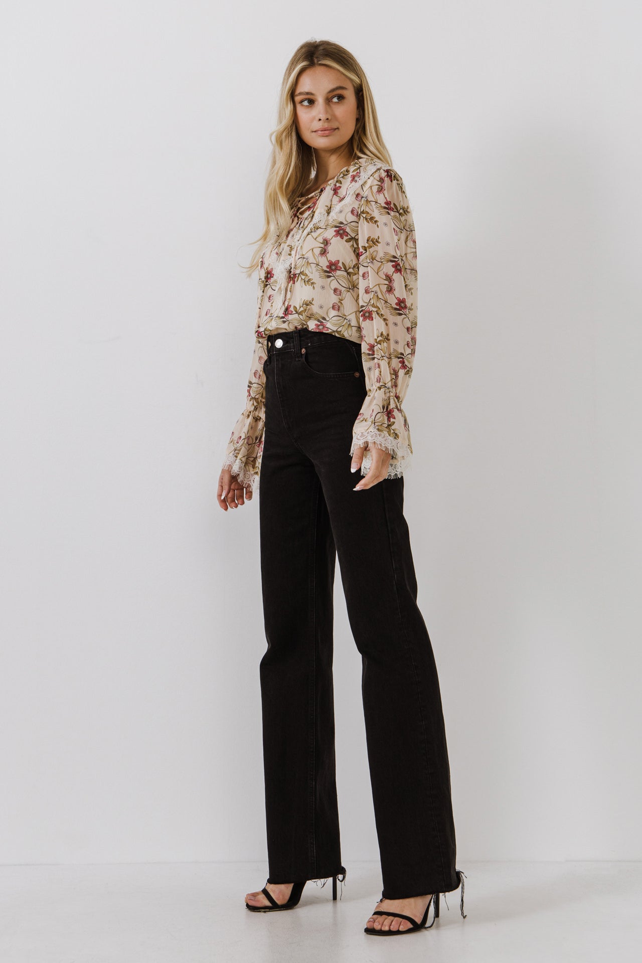 Heart Vine Lace Up Blouse