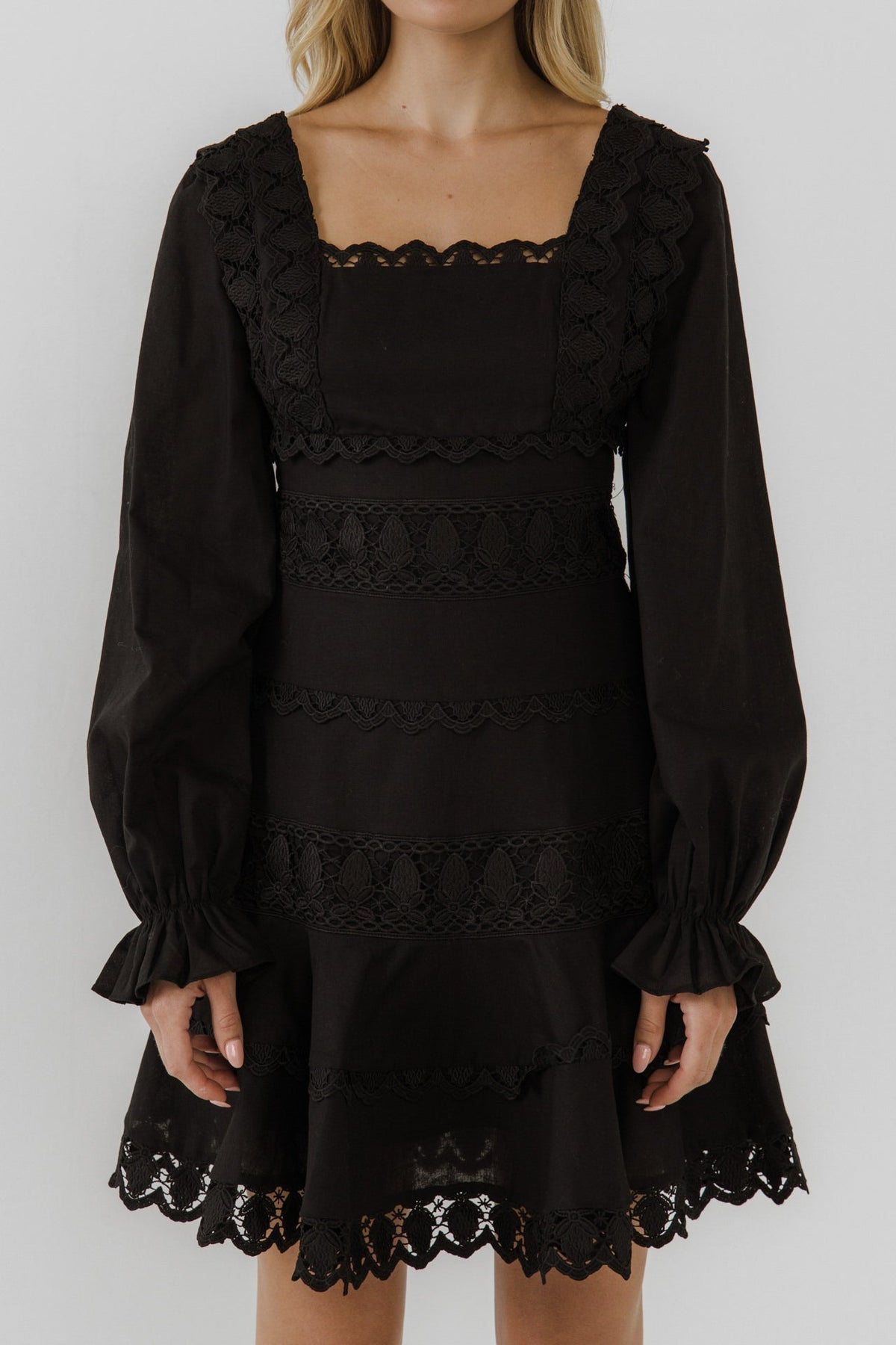 Square Neckline Lace Trim Dress