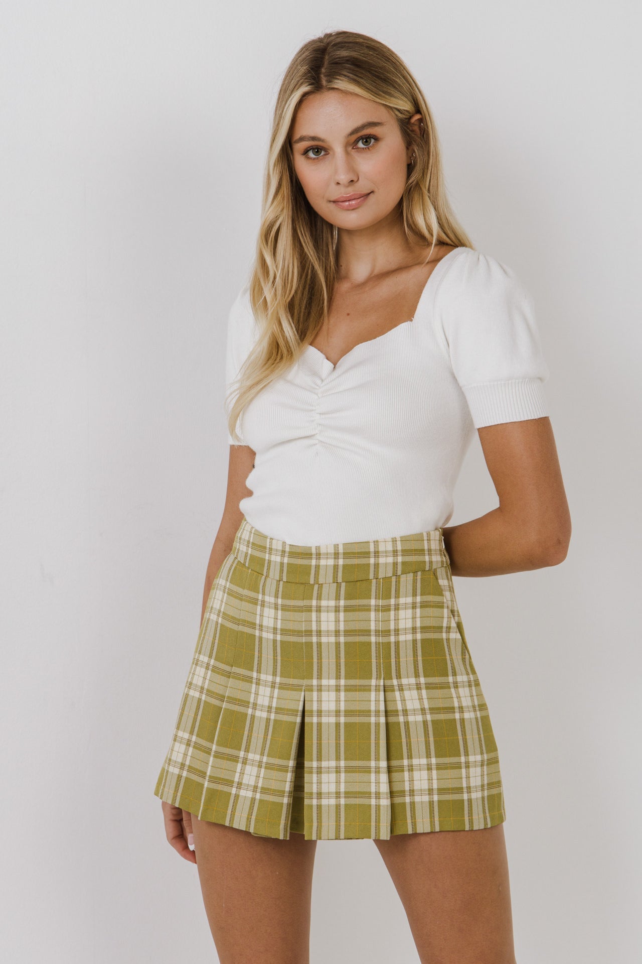 ENGLISH FACTORY - Women Woven Shorts - SKIRTS available at Objectrare