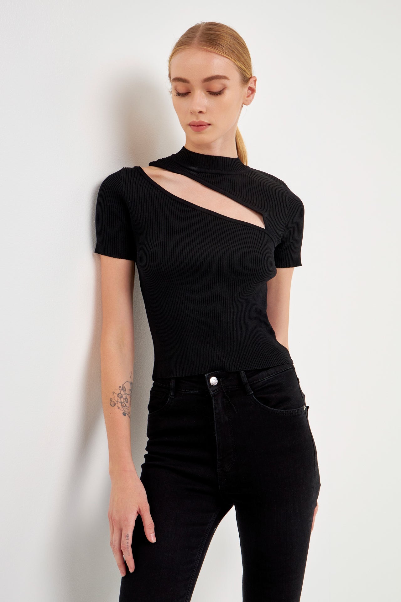 ENDLESS ROSE - Endless Rose - Cut Out Knit Top - Sale - SWEATERS & KNITS available at Objectrare