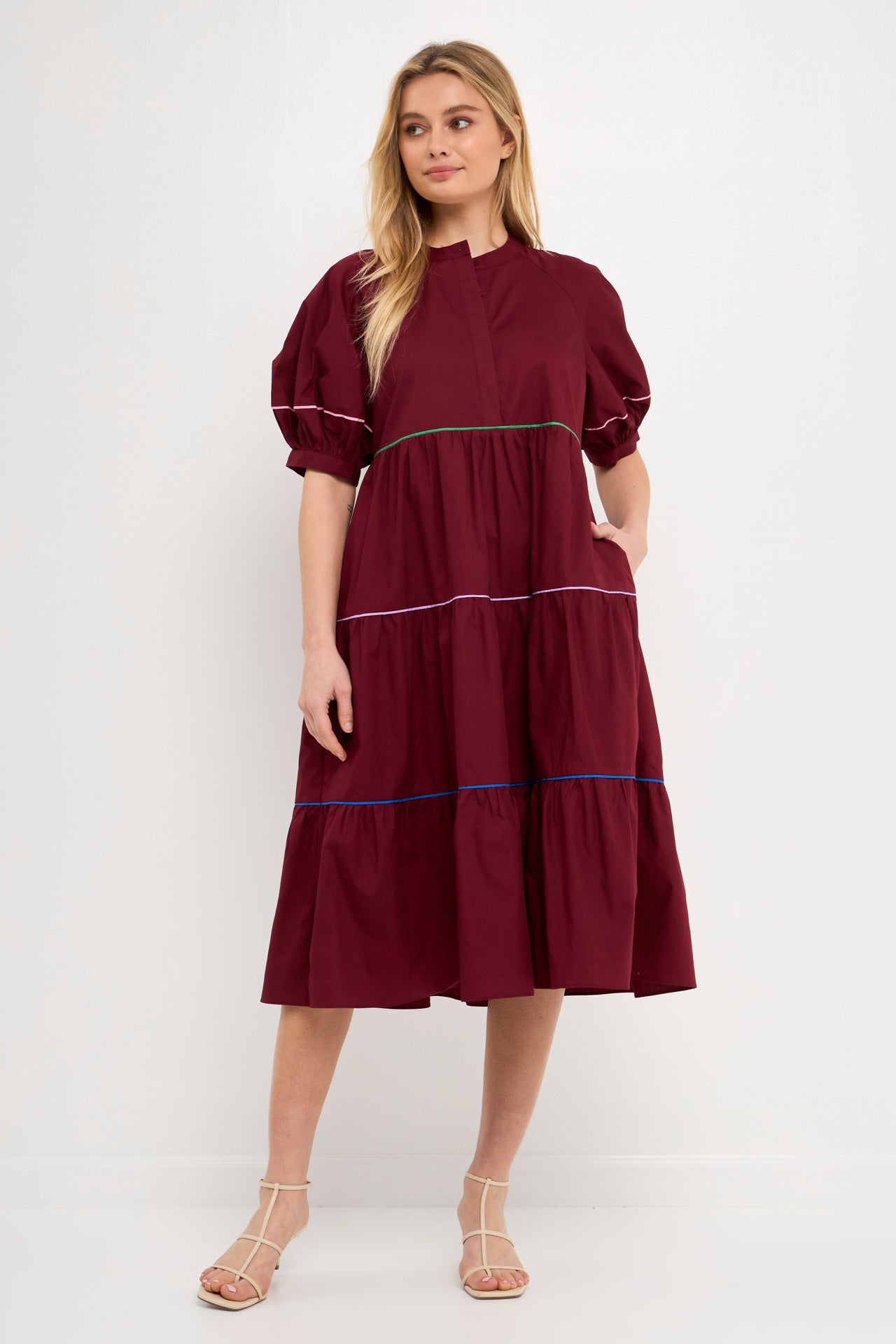 Short Puff Sleeve Dress Piping Detail