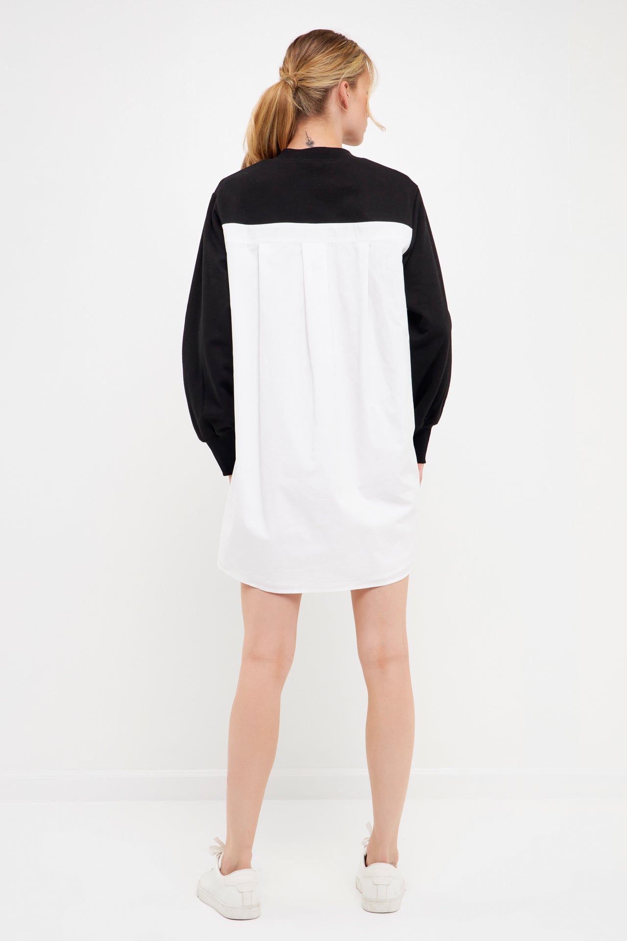 V-neck Sweatshirts Dress with Poplin