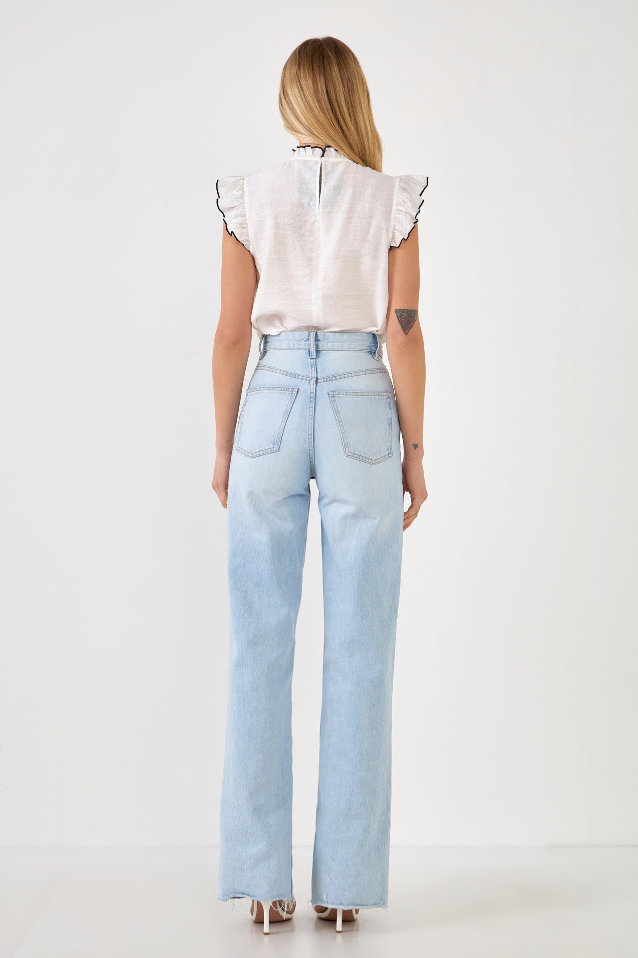 Contrast Stitch Sleeveless Top
