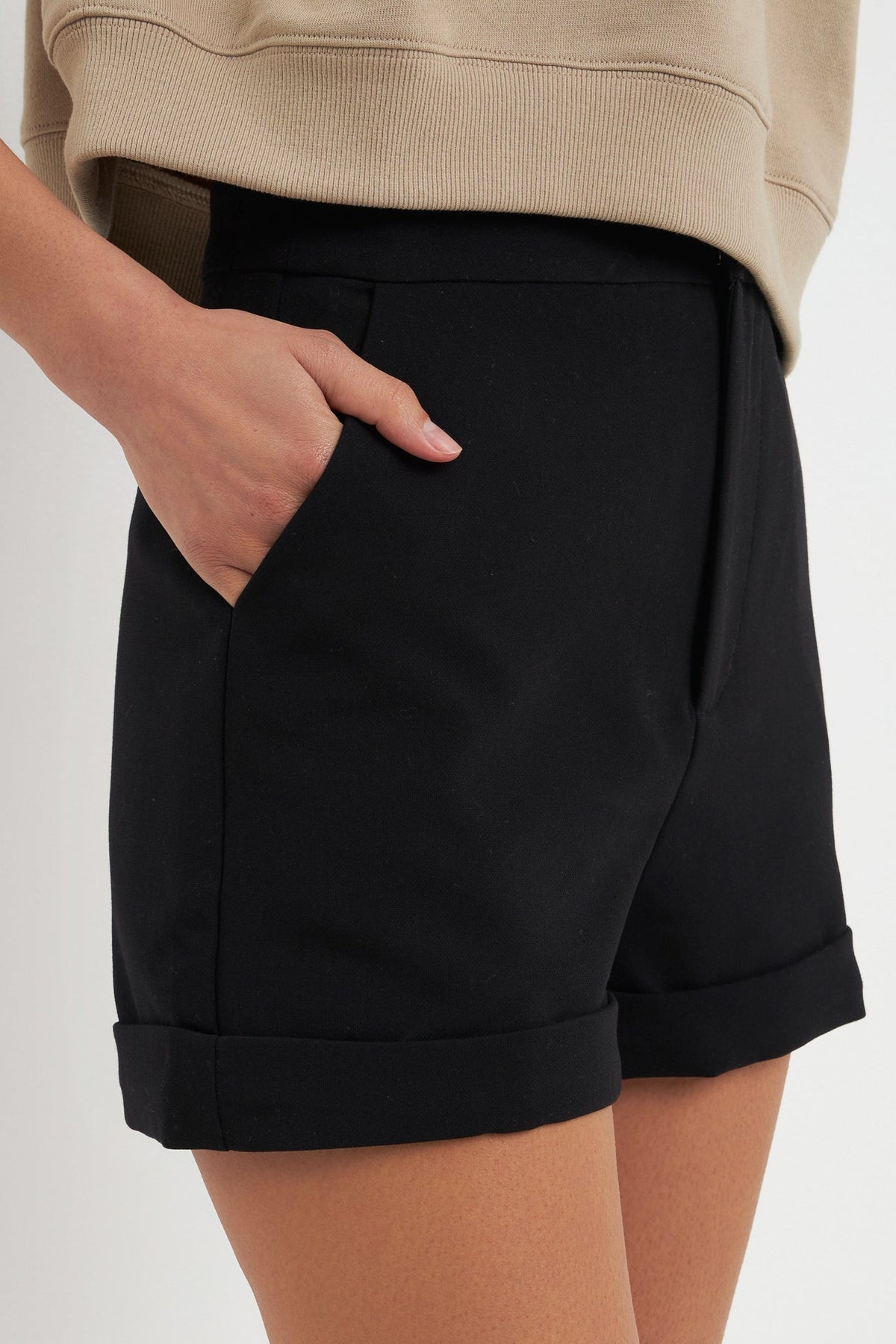 GREY LAB - Grey Lab - Tailored Basic Shorts - SHORTS available at Objectrare