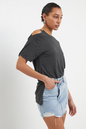 GREY LAB - T-Shirt with Cutout Shoulder Detail - T-SHIRTS available at Objectrare