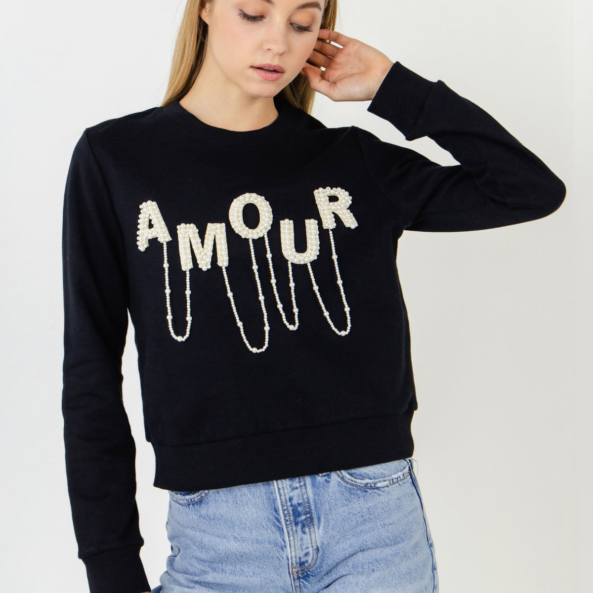 Apple Monogram Sweatshirt – Arden and Gold